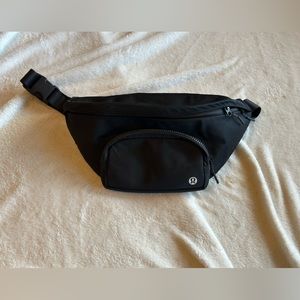 LuLu Lemon Fanny Pack